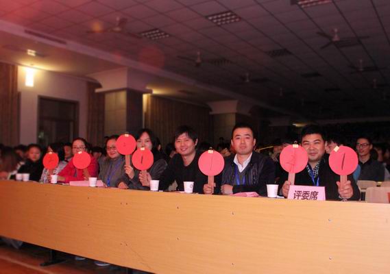 20161207024814650.jpg 調(diào)整大小 評(píng)委靚影.jpg