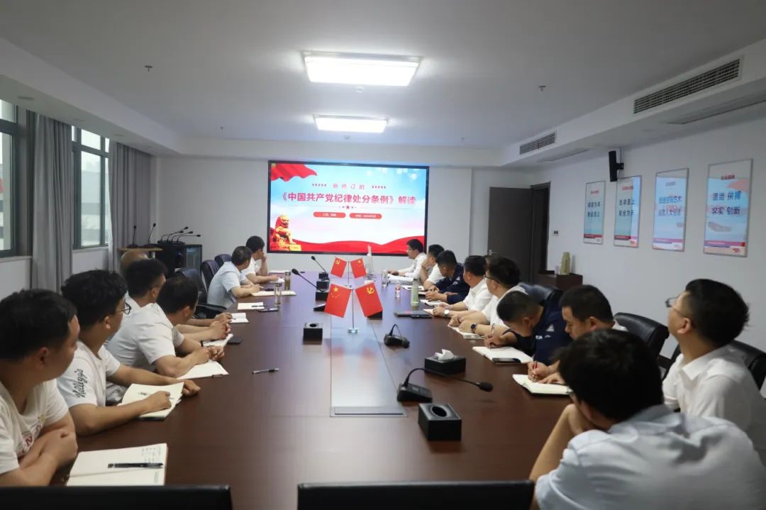 50cd8385ed04b08b9eb6a82f62dd1541.jpg 50cd8385ed04b08b9eb6a82f62dd1541.jpg