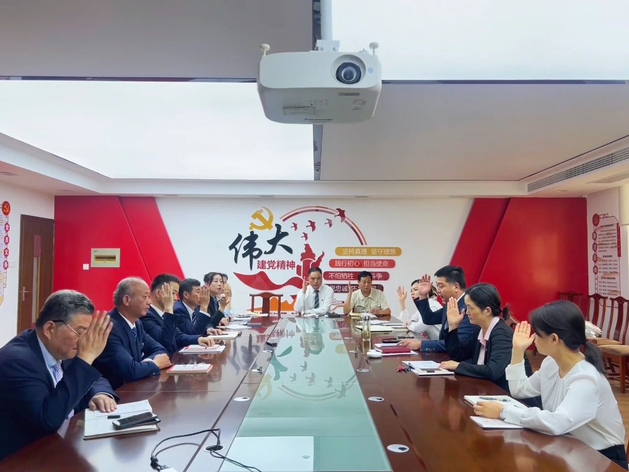 58afdf1d255aa5068e5bca54f35b159d.jpg 58afdf1d255aa5068e5bca54f35b159d.jpg